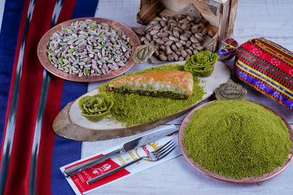 Baklava Carrot Slices Tray (20 slices)