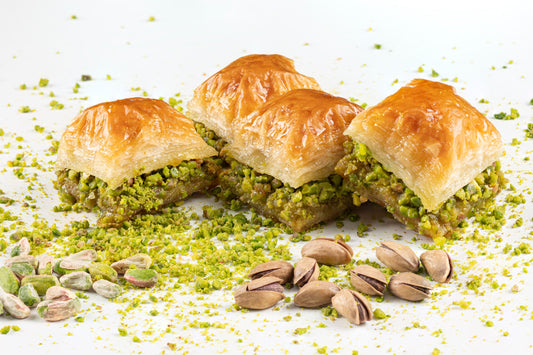 Grand Square Baklava Tray (24 pcs)