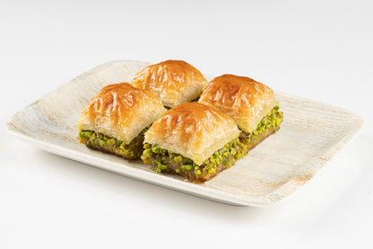 Grand Square Baklava Tray (24 pcs)