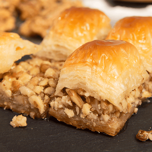 Walnut Baklava Tray (35 pcs)