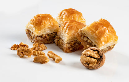 Walnut Baklava Tray (35 pcs)