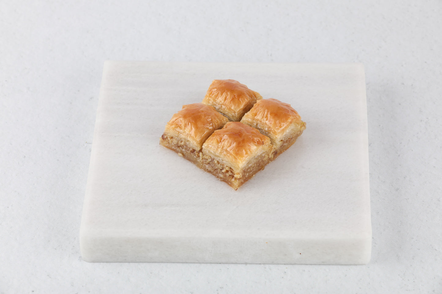 Walnut Baklava Tray (35 pcs)